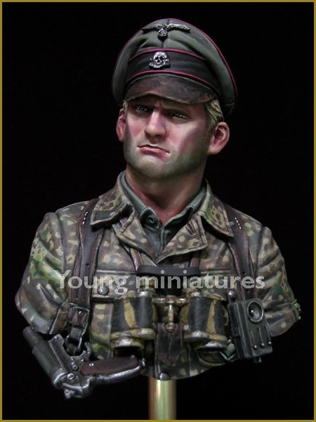 Young Miniatures YM1831 German Waffen SS Officer 1944 1/10 – immagine 2