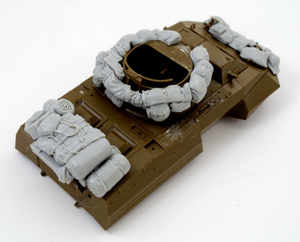 Panzer Art RE35-607 Stowage set for M8 “Greyhound” 1/35 – Bild 4