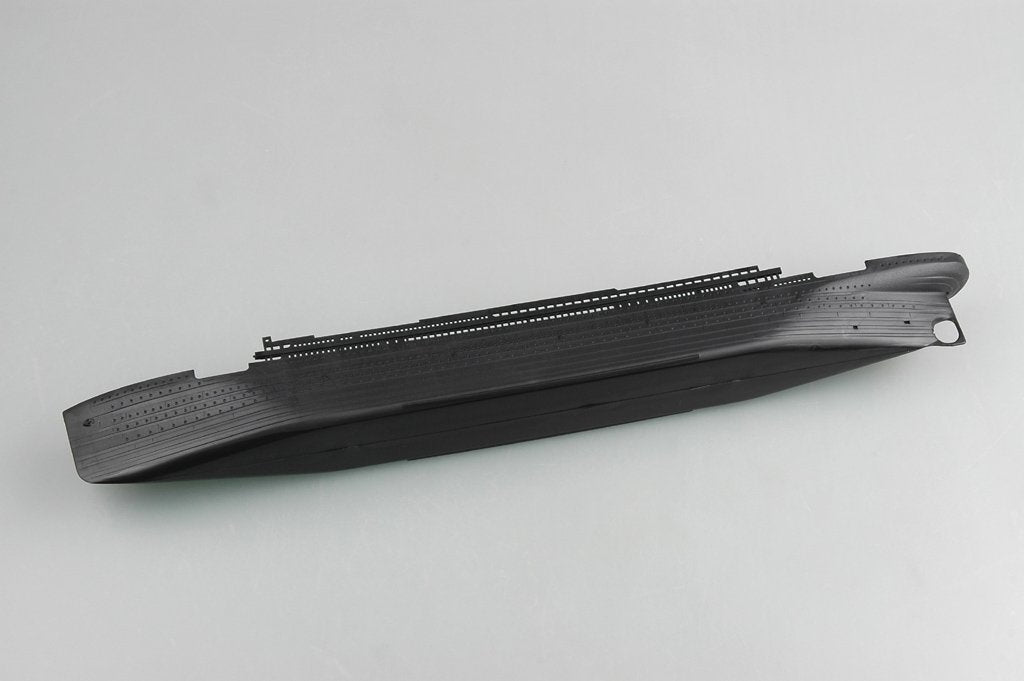 Hobby Boss 81305 RMS Titanic (1/550) – image 2