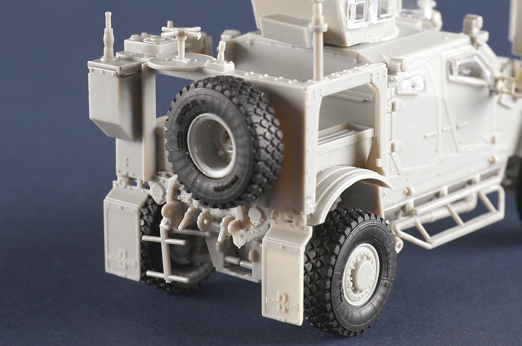 Trumpeter 07413 US M1240 M-ATV MRAP 1/72 – imagen 9