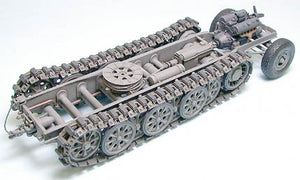 Tamiya 35239 German 18-Ton Heavy Half-Track FAMO 1/35 – immagine 6