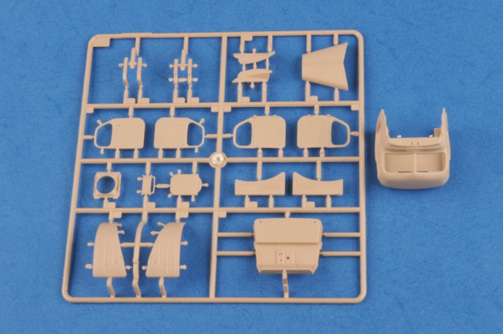 Hobby Boss 83845 Russian ZIS-151 1/35 – immagine 9