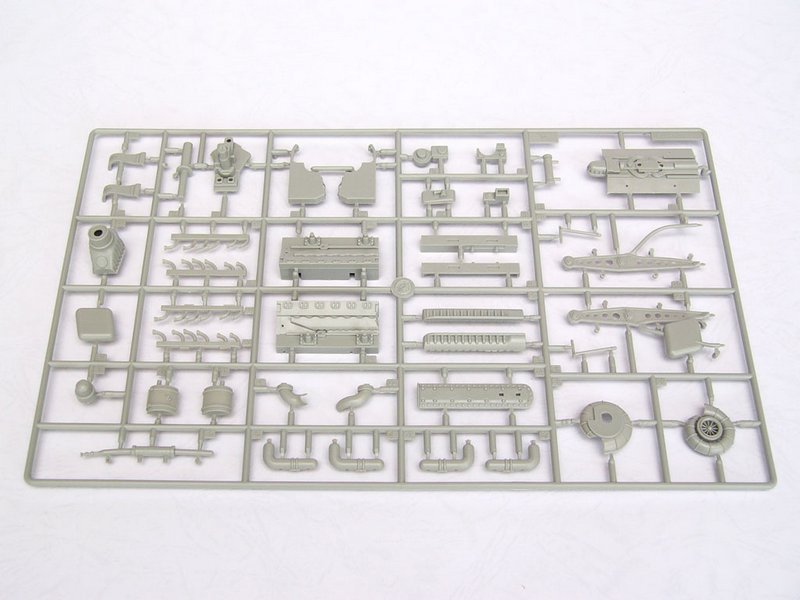 Trumpeter 02411 Focke-wulf Fw190 D-9 1/24 – immagine 9