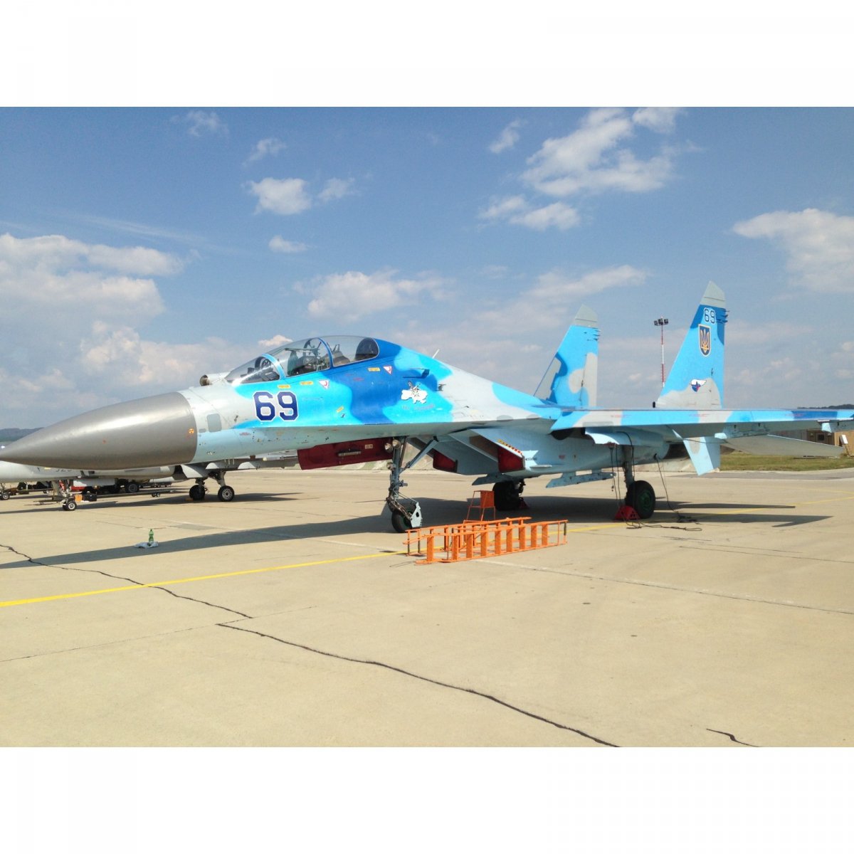 MR. Paint MRP-043 Light Blue SU-27 Ukraine AF 30ml – immagine 3