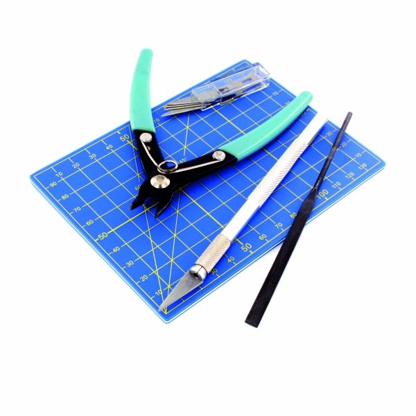 Coffret d'outils de modélisme de base Vallejo T11001 (9 pièces)
