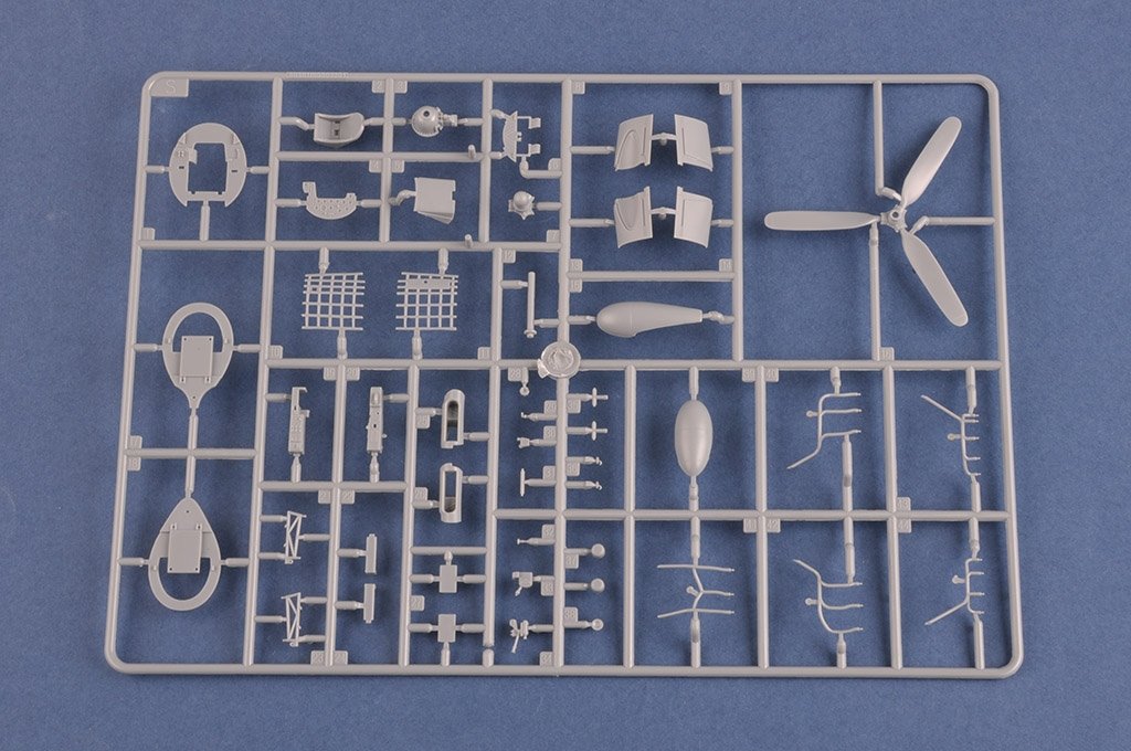 Hobby Boss 80384 F4U-1D Corsair 1/48 – Bild 8