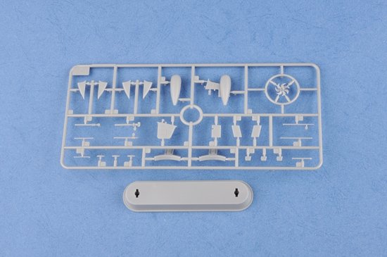 Hobby Boss 83525 Russian Navy SSN Akula Class Attack Submarine 1/350 – immagine 5