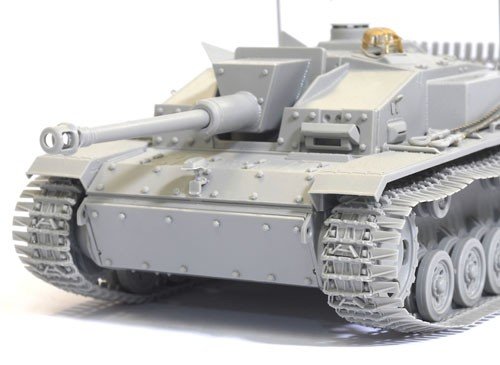 Dragon 6644 StuG III Ausf.F8 Late Production w/Winterketten 1/35 – immagine 8