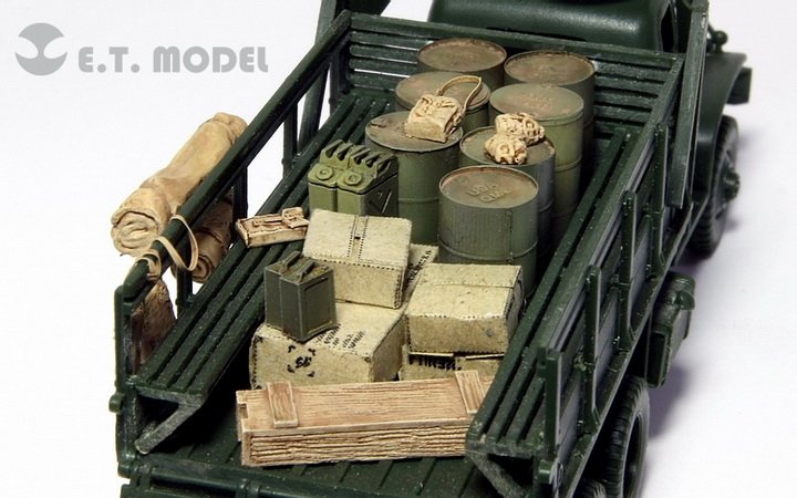 ET Model J72-010 WWII Allied Vehicles Accessory Set Type.1 – image 5