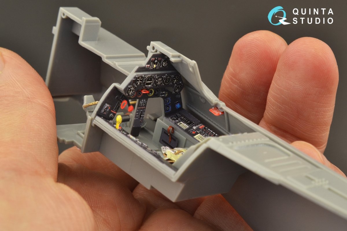 Quinta Studio QD32126 FW 190A-8 3D-Printed &amp;amp; coloured Interior on decal paper (Hasegawa) 1/32 – imagen 4