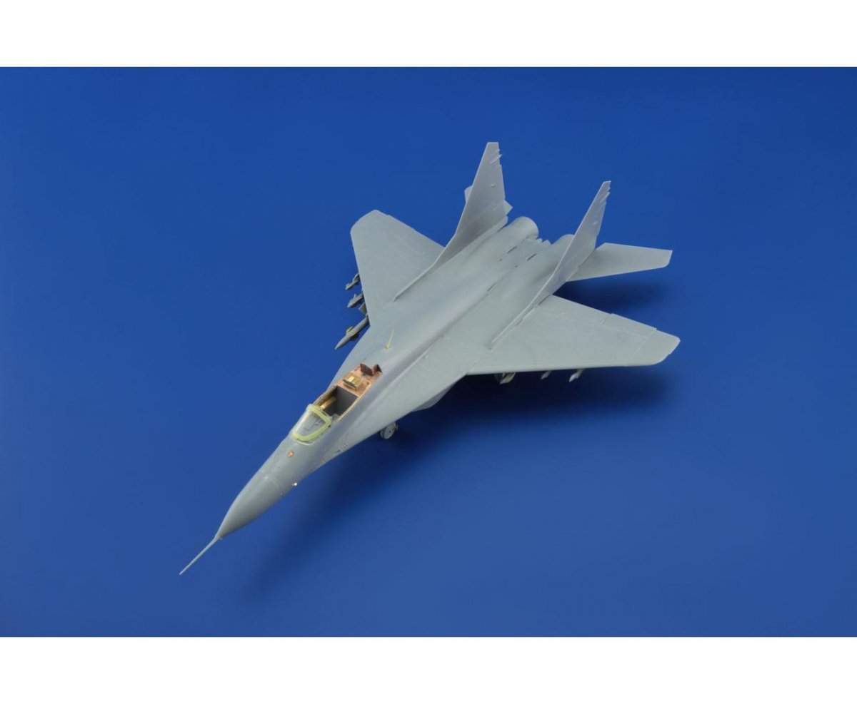 Eduard 73555 MiG-29 Izdeliye 9-13 ZVEZDA 1/72 – immagine 2