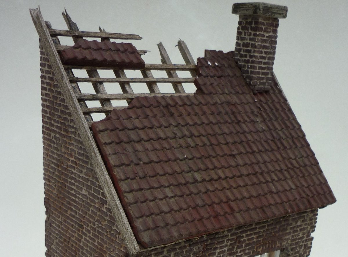 RT-Diorama 35007 Roof tiles with chimney 1/35 – Bild 2