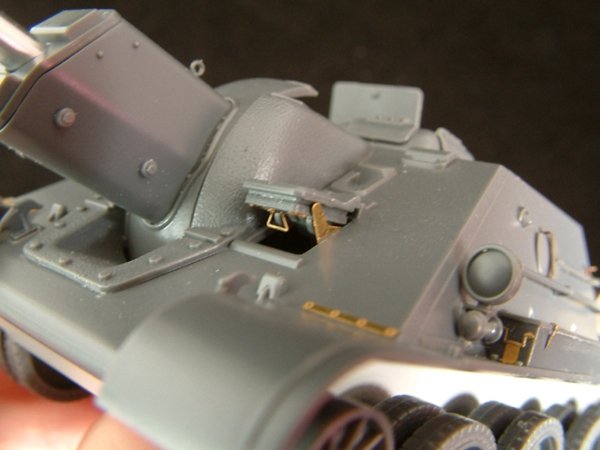 Voyager Model VPE48018 Su-122 1/48 – immagine 2
