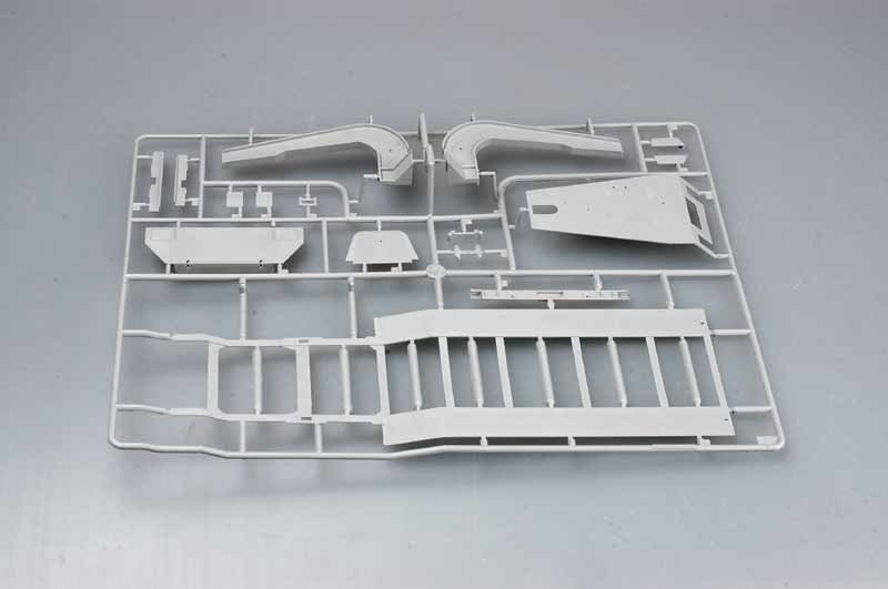 Trumpeter 00212 MAZ-537G Late Production type with MAZ/ChMZAP-5247G semitraii 1/35 – image 12