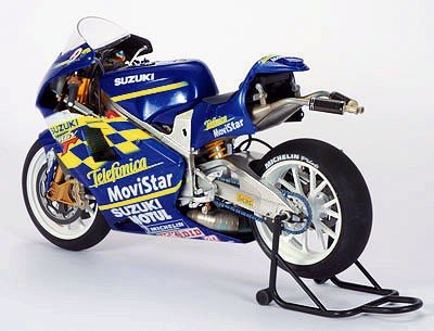 Tamiya 14083 Suzuki RGV Gamma 1/12 – immagine 2