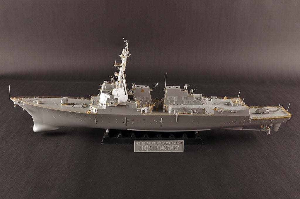 J&amp;#39;adore la maquette 62010 USS Pinckney DDG-91 au 1/200 – image 28