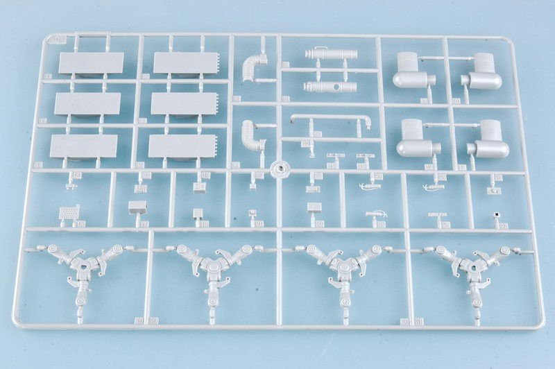 Trumpeter 05105 CH-47D CHINOOK 1/35 – image 3