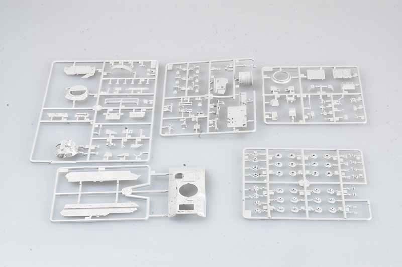 Trumpeter 07296 Véhicule de combat M2A2 Bradley (1/72) – image 4
