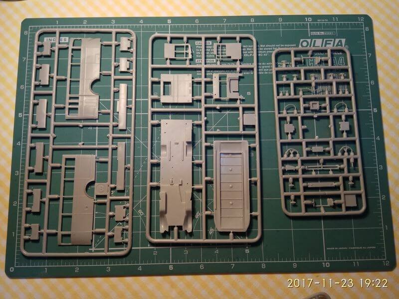 Zebrano 72110 ZiS-8 Soviet Bus 1/72 – imagen 10