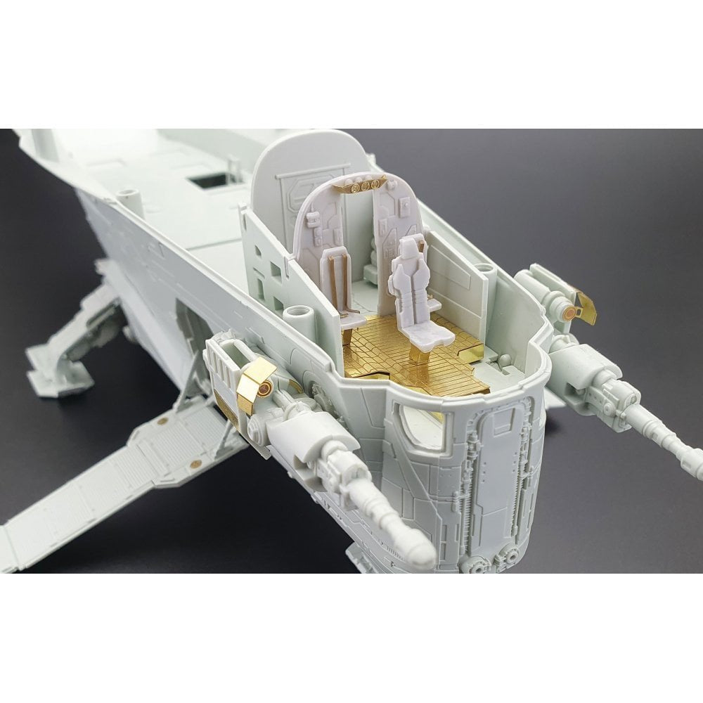 Revell 06788 The Mandalorian: Razor Crest Platinum Edition 1/72 – immagine 9