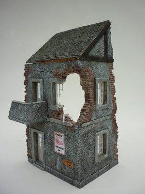RT-Diorama 35175 Damaged Village House 1/35 – immagine 4