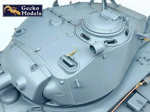Gecko Models 16GM0038 US M24 Light Tank Chaffee WWII Version 1/16 – immagine 18