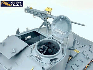 Gecko Models 16GM0038 US M24 Light Tank Chaffee WWII Version 1/16 – immagine 4