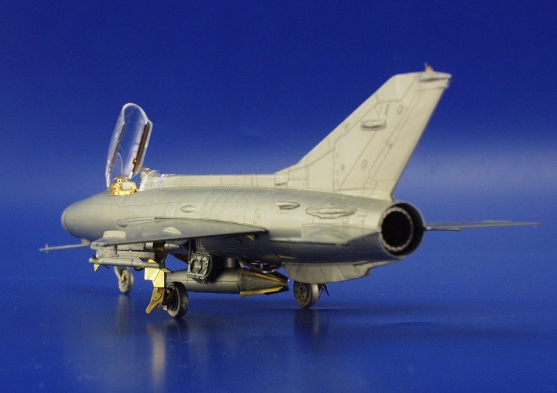 Eduard 73260 MiG-21F-13 Fishbed C 1/72 REVELL – Bild 5