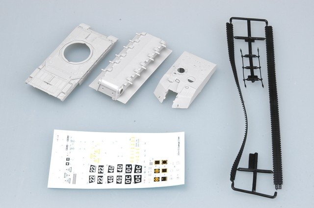 Trumpeter 07214 Challenger II MBT 1/72 – immagine 3
