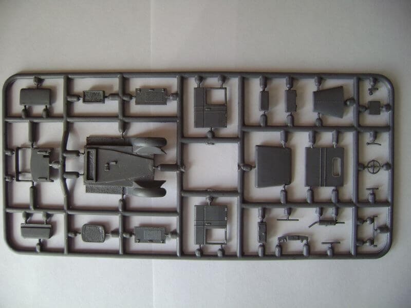 Zebrano 72101 ZiS-12 Special Truck 1/72 – immagine 5