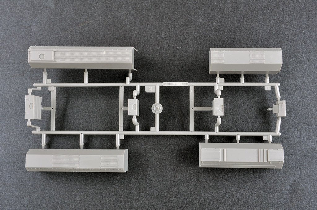 Trumpeter 01082 15U175 TEL of RS-12M1 Topol-M ICBM complex 1/35 – image 10