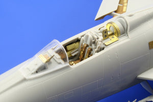 Eduard 73363 F-100C S. A. 1/72 TRUMPETER – imagen 19