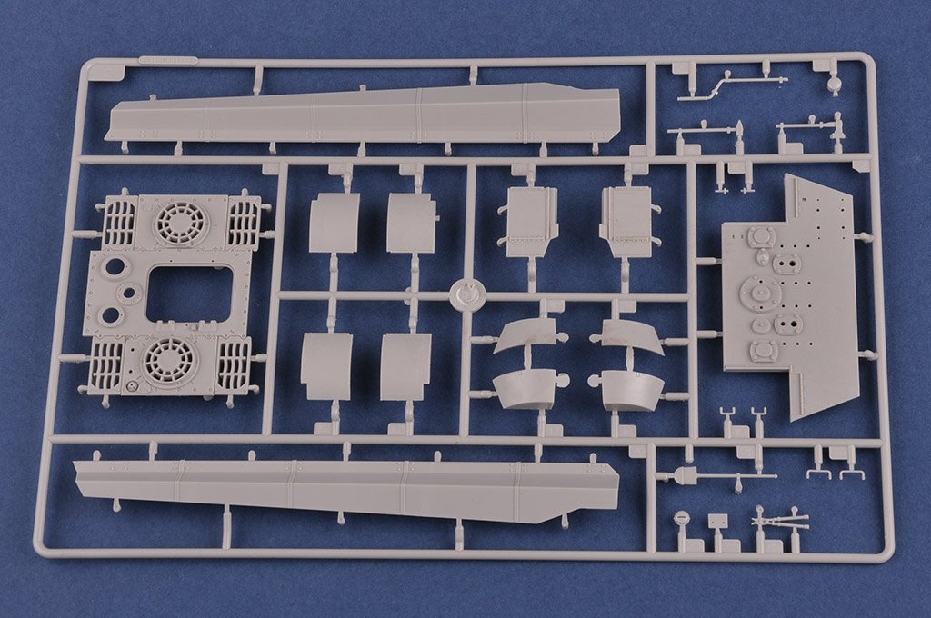 Hobby Boss 84530 Tourelle allemande Sd.Kfz.182 King Tiger Porsche avec Zimmerit (1/35) – image 5
