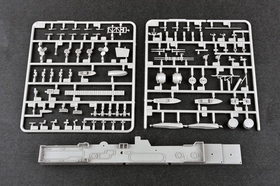 Trumpeter 05627 Porte-avions de la marine allemande DKM Graf Zeppelin 1/350 – image 8