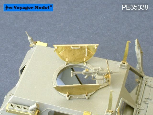 Maquette Voyager PE35038 Véhicule blindé léger japonais au 1/35 – image 4
