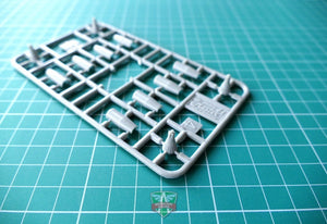 Maquette Modelsvit 72017 Sukhoi Su-17 Première version 1/72 – image 3