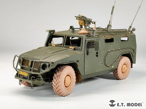 ET Model P35-154 Véhicule blindé haute mobilité russe GAZ-233014 STS TIGER Roues affaissées pour kit Meng 1/35  – image 5