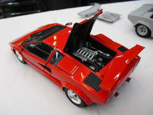 Aoshima 01155 LAMBORGHINI COUNTACH 5000 QUATTROVALVOLE INJECTION Ver(Overseas) 1/24 – Bild 2