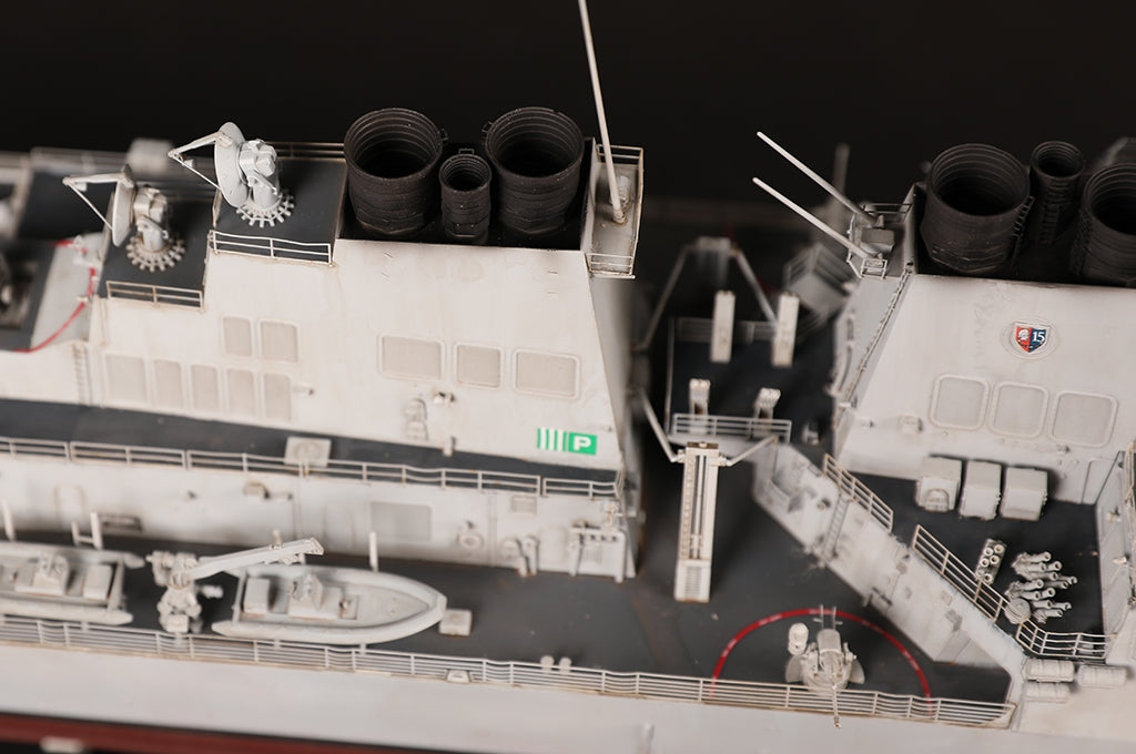 J&amp;#39;adore la maquette 62007 USS Curtis Wilbur DDG-54 au 1/200 – image 13