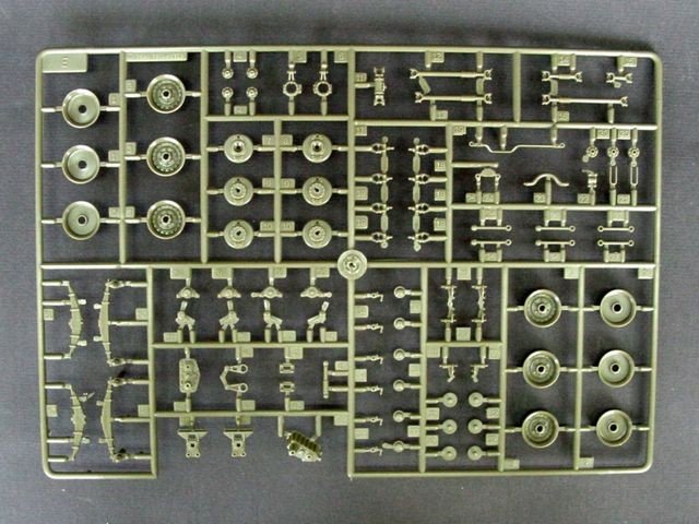 Trumpeter 00205 HQ-2 Missile With Loading Cabin 1/35 – immagine 3