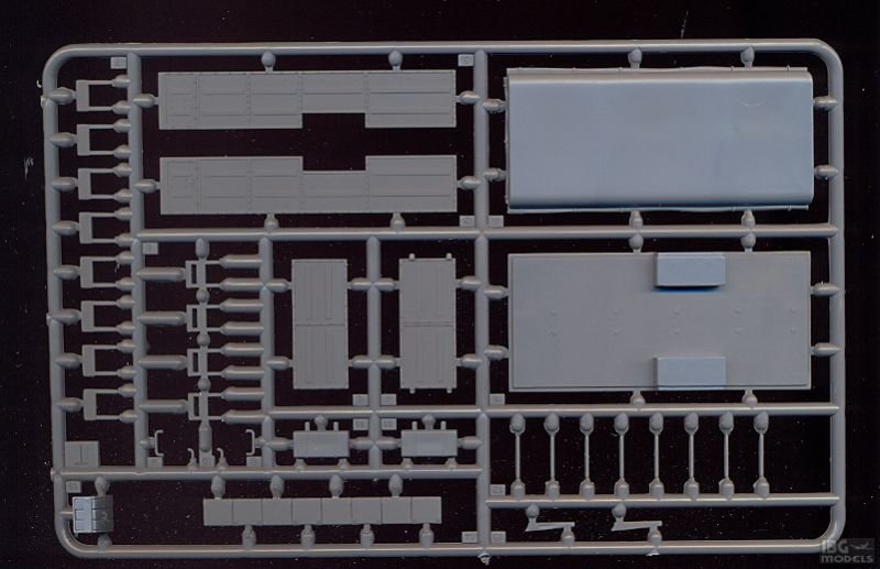 IBG 72003 Bedford QLT Troop Carrier 1/72 – zdjęcie 2