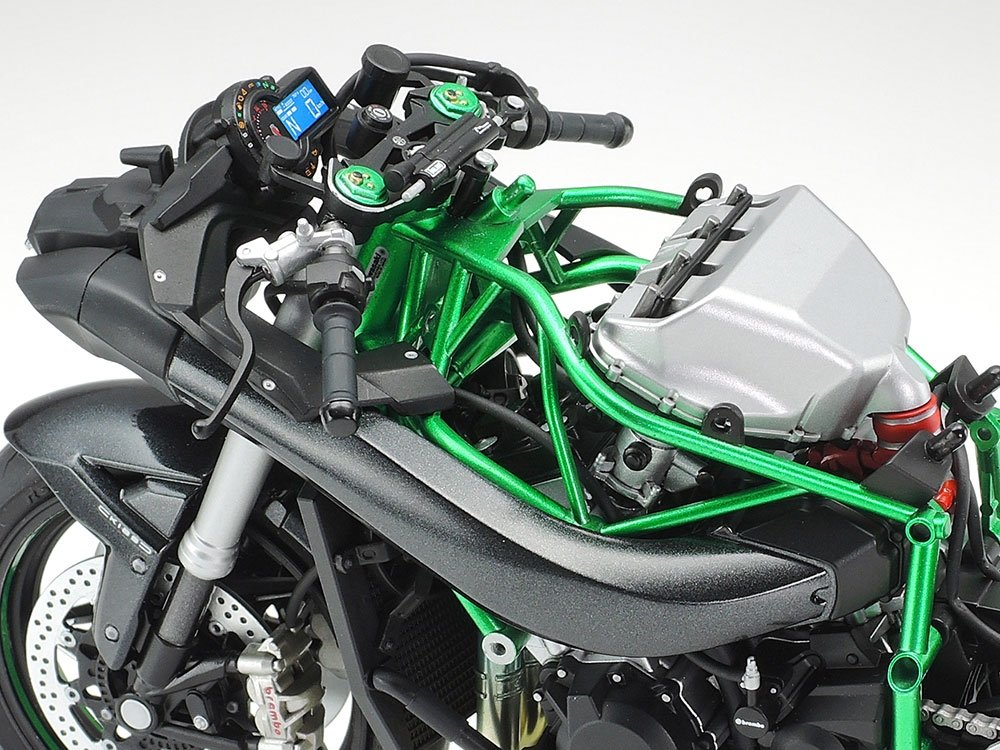 Tamiya 14136 Kawasaki Ninja H2 Carbon 1/12 – imagen 7