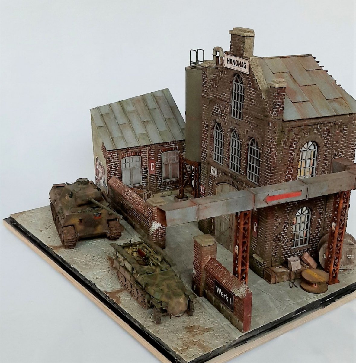 RT-Diorama 35286 Diorama-Base: &amp;quot;Factory Yard&amp;quot; 1/35 – Bild 14