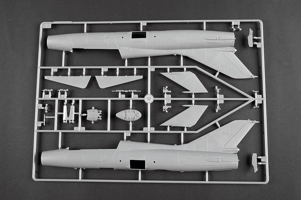 Trumpeter 02824 JJ-7 Trainer 1/48 – image 17