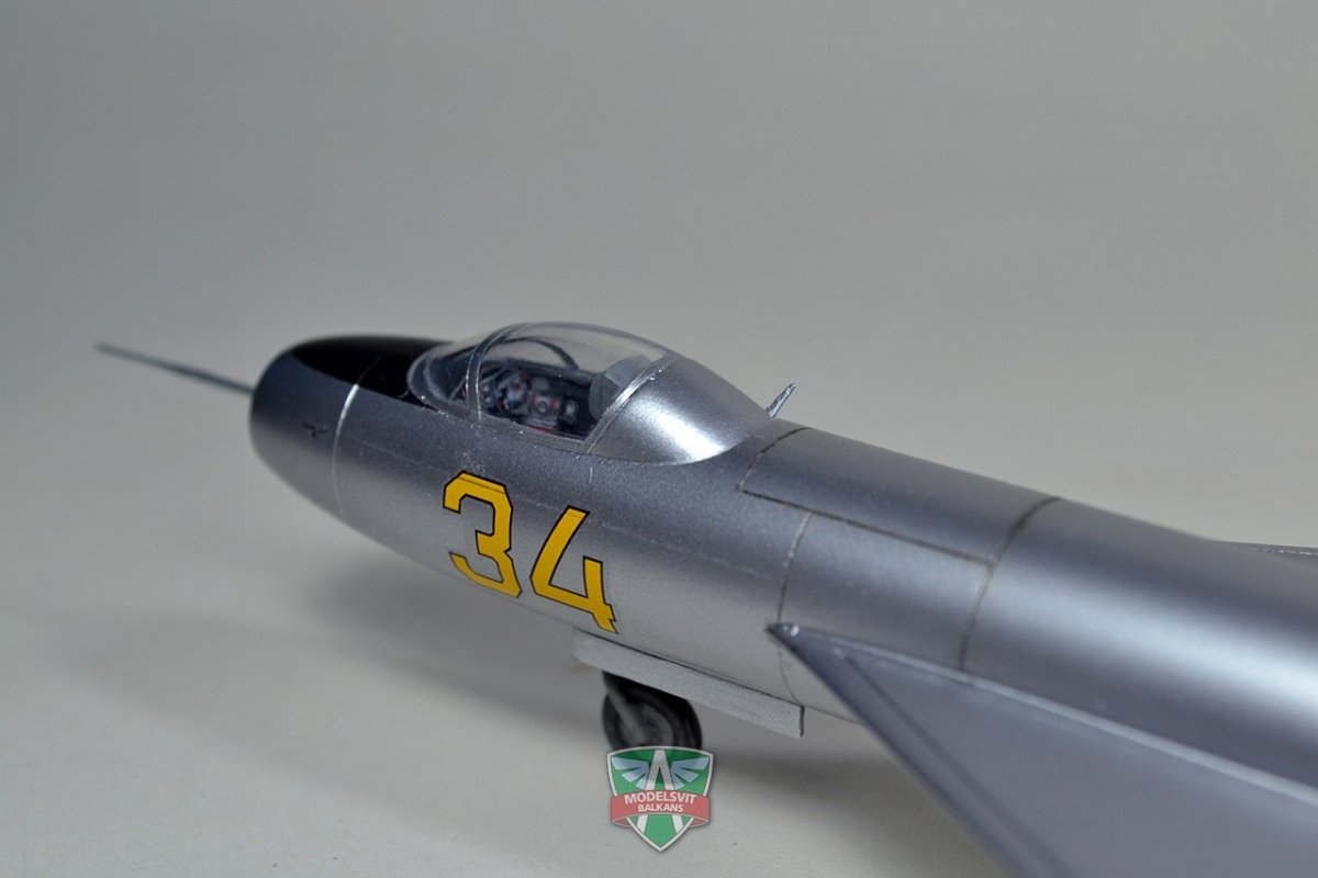 Modelsvit 72026 Yak-1000 Supersonic demonstrator 1/72 – image 4