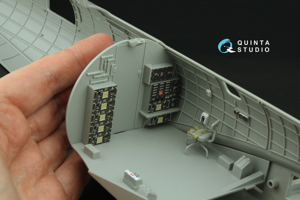 Quinta Studio QD32224 Compartiment de l&amp;#39;opérateur radio pour Boeing B-17G. Intérieur coloré imprimé en 3D sur papier décalcomanie (HK models) 1/32 – image 6