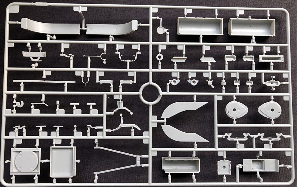 Thunder Model 35400 Russian ChTZ S60 Stalinetz 1/35 – Bild 8