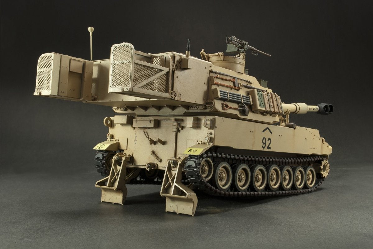 AFV Club 35248 M109A6 Howitzer PALADIN 1/35 – image 2