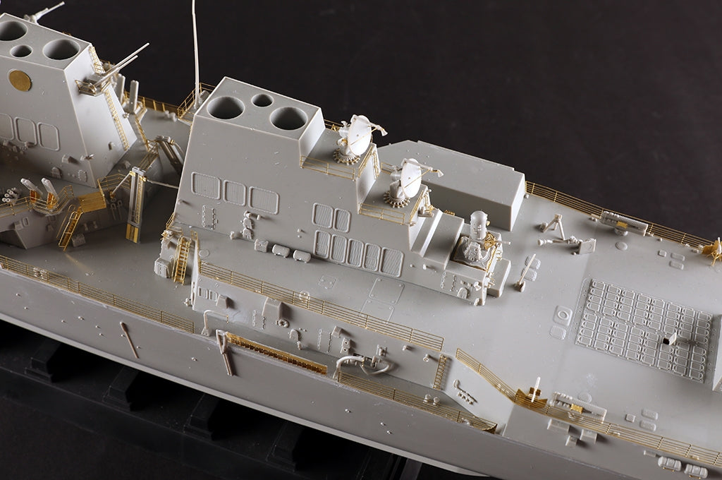J&amp;#39;adore la maquette 62010 USS Pinckney DDG-91 au 1/200 – image 27