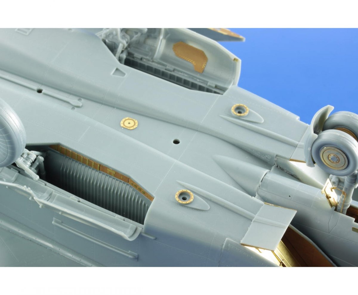 Eduard 48797 MiG-25PD/ PDS Foxbat exterior KITTY HAWK 1/48 – Bild 14